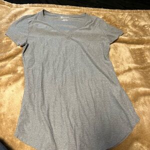 No Boundaries Gray Short Sleeve V-Neck Tee